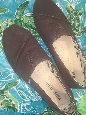 Toms Brown Canvas Classic Slip-On Flats